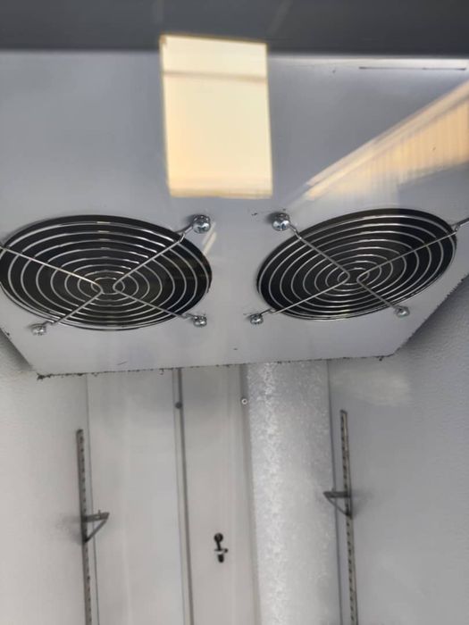 Vitrina frigorifica model NOU