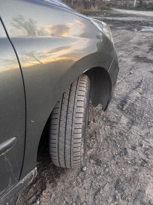 Vand peugeot 207 1.4 benzina 90 de cai