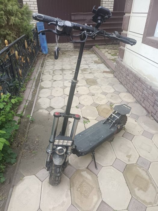 Продам электросамокат