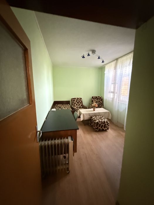 Тристаен апартамент