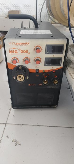 Сварочный полуавтомат Lidermax сварочный аппарат