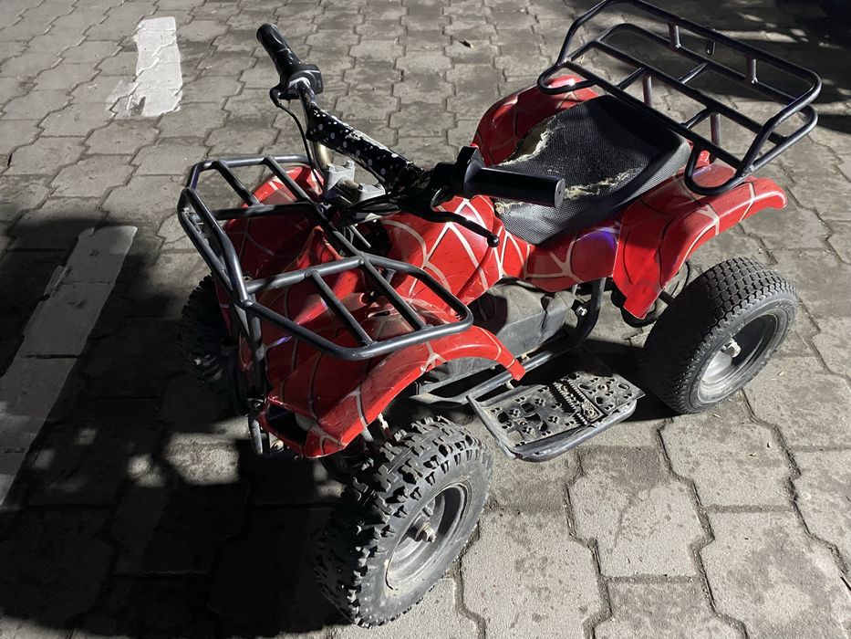 Продаю квадроцикл
