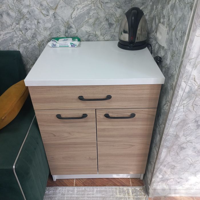 Ofis mebellari sotiladi