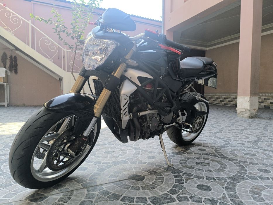 Mv agusta brutale f4
