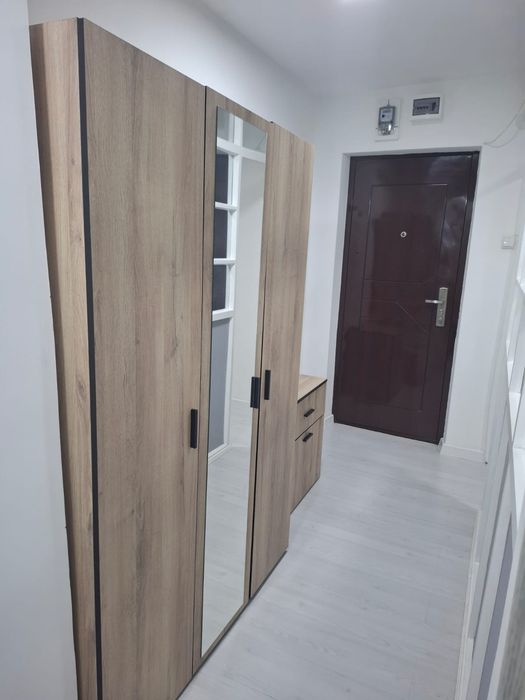 Închiriez garsonieră pe termen lung ,zona Vest