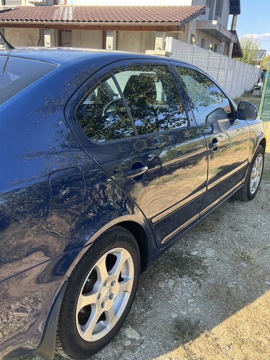 Vând Skoda Octavia 1.6 benzina