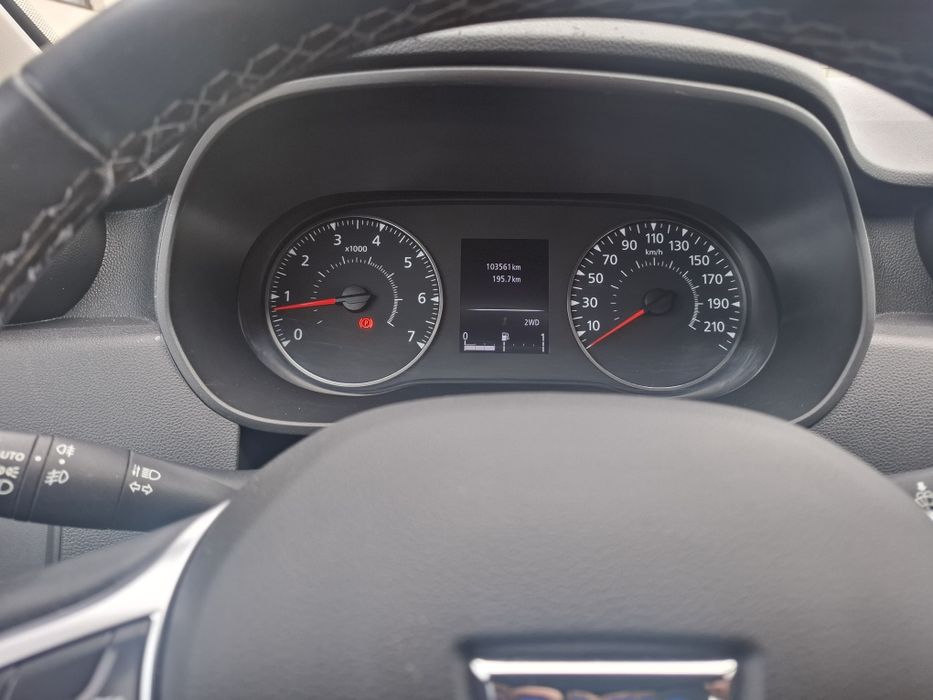 Dacia Duster 2 2020 Black/White 4x4 Adventure