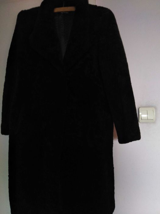 Продавам дамски кожени палта