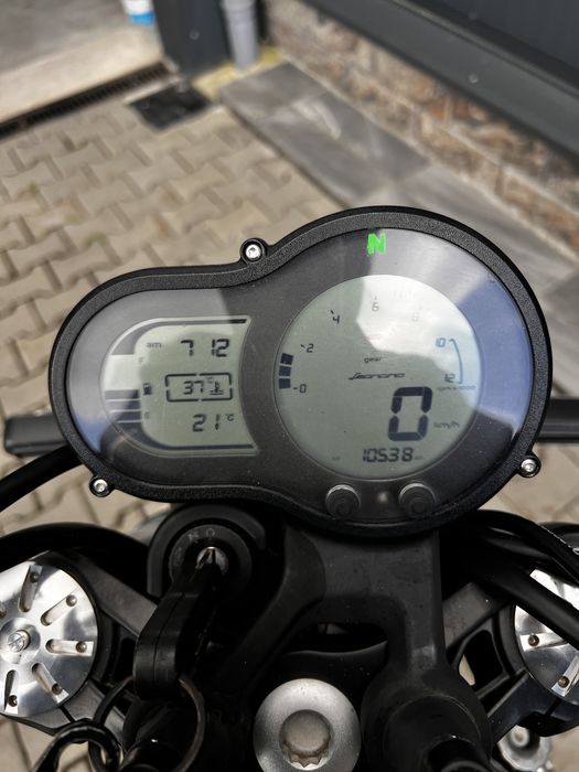 Benelli Leoncino 500 Trial A2 – 2021 | 10.000 km | Stare excelentă