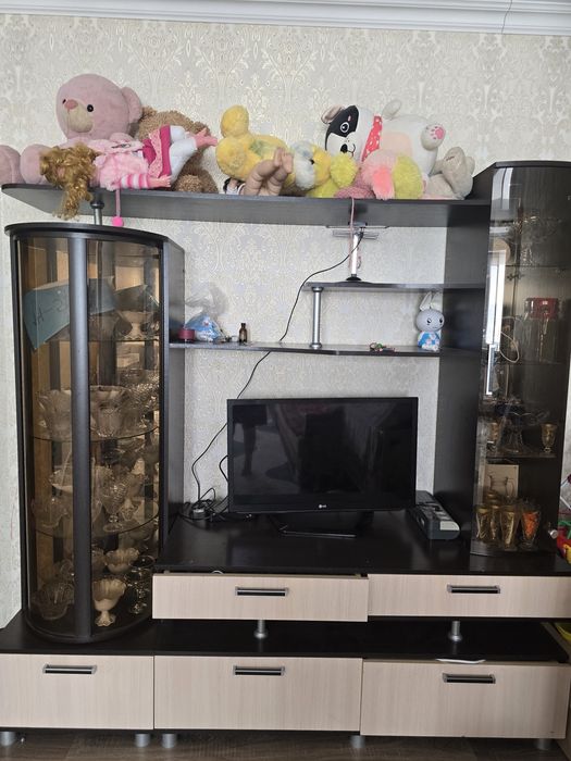 Стенка  тумба  под телевизор