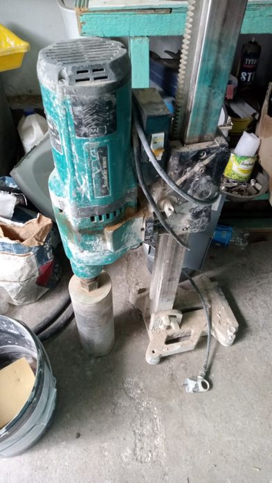 Алмазные бурение апарат