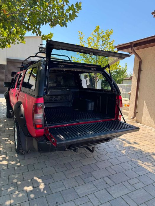 Nissan Navara D22 2004