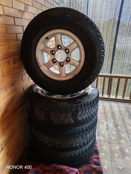 Продам диски с резиной