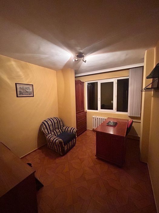 Дава се под наем Четиристаен апартамент в София, Медицинска академия - 140 кв.м за 1100 € - Снимка #13