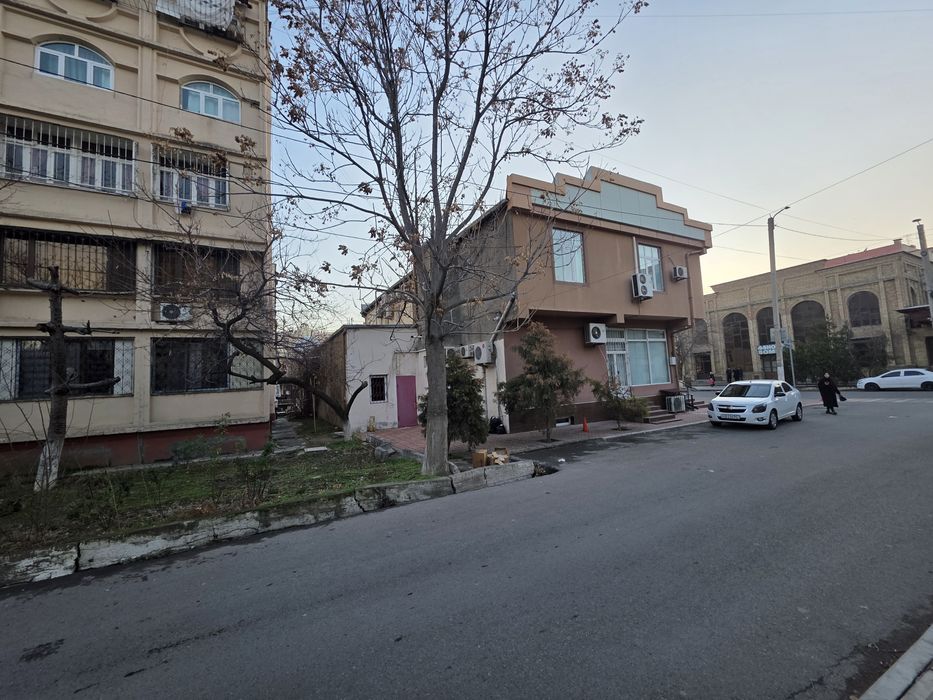 Сдаётся в Аренду Свой Под Клиника/Офис и Другой 660 м² в Чорсу Қоратош