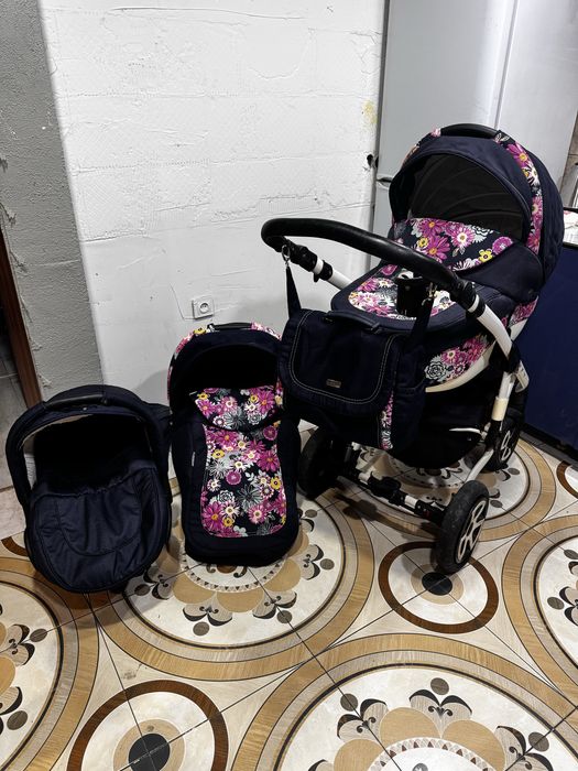 Продам Adamex 3в1 коляску