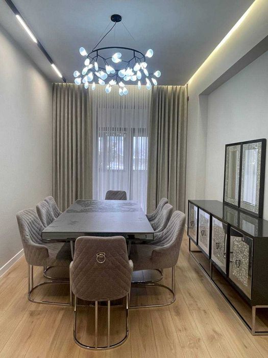 Сдается на ул Кичик-бешагач 3-х комнатная квартира ЖК Хонсарой