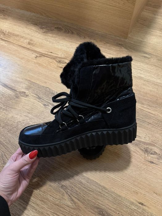 Нови боти, черни, 39 номер