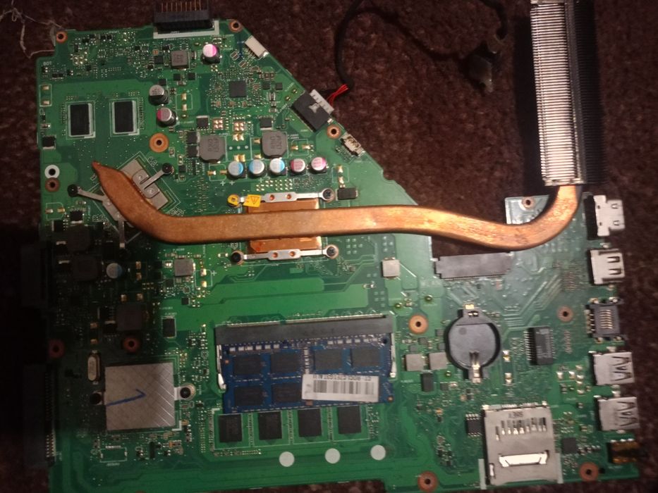 Продам материнку асус