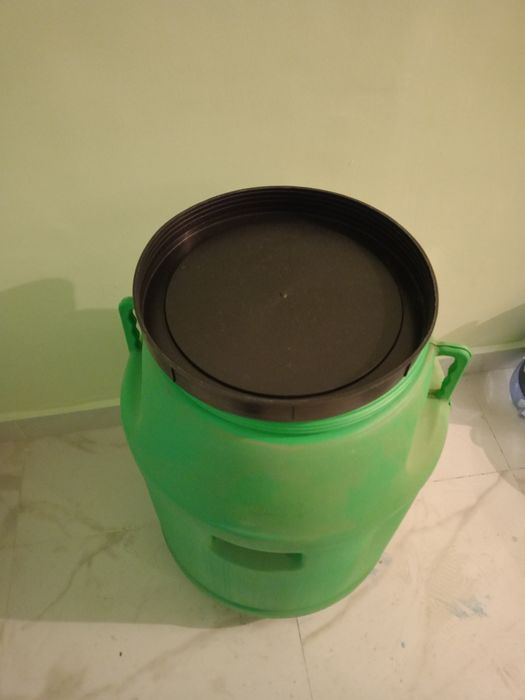 Ëмкость бочкаааа