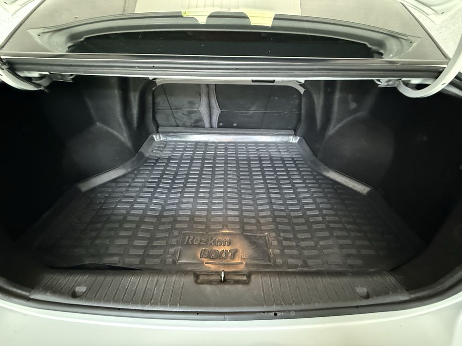 Chevrolet LACETTI (gentra) сотилади