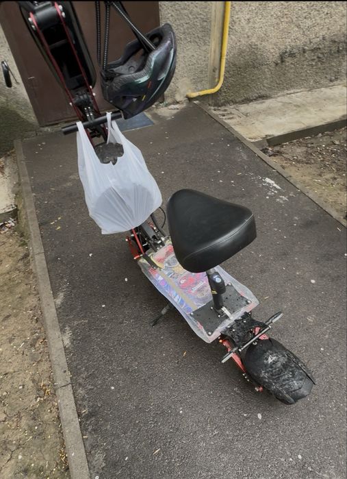 Самокат ULTRON T128 PLUS 6000W