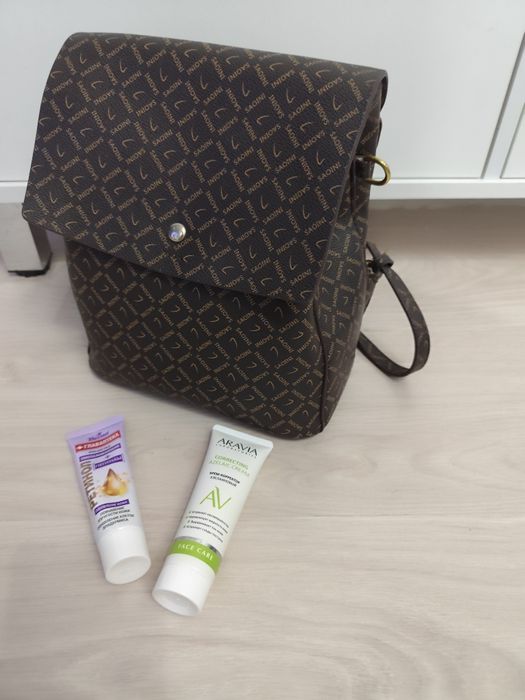 Продам все за 1500