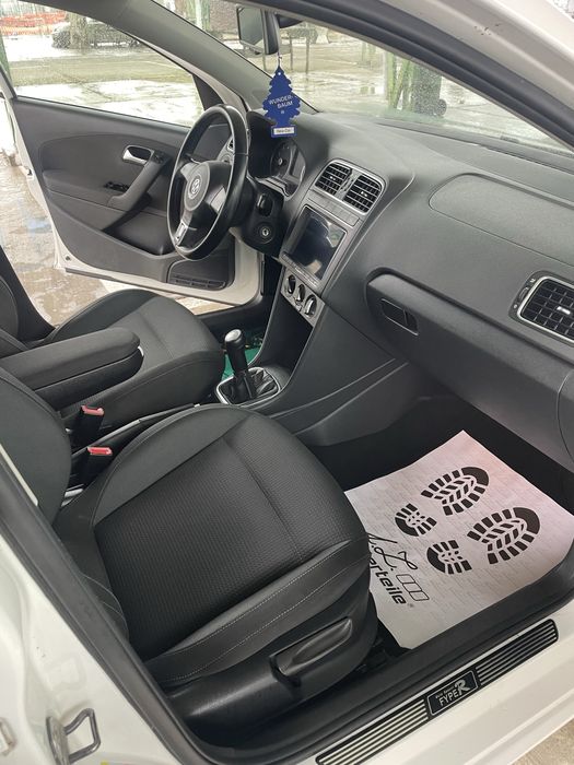 Volkswagen polo 12 mpi 80cp. Benzina