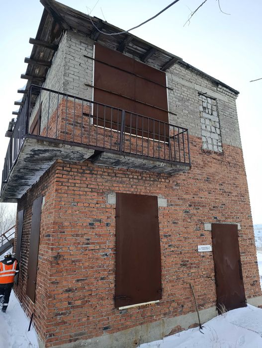 здания постов ЭЦ Сарбайского карьера (под разбор!!)