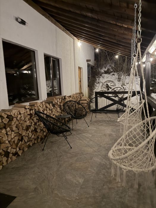 Cabana de inchiriat Marisel,disponibilă Mai/Iunie