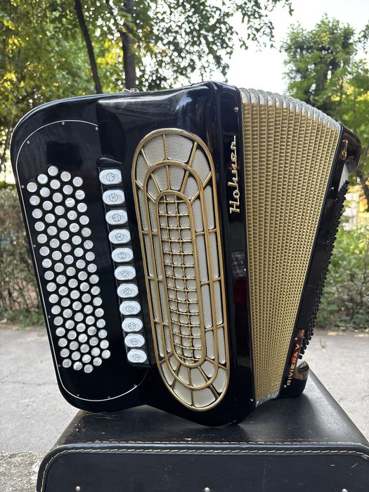 Acordeon acordion Hohner Riviera 5 cu 120 de basi