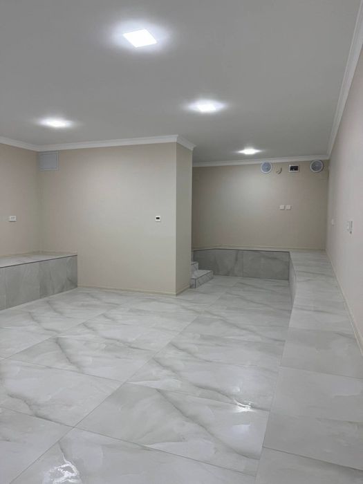 Buyuk Ipak Yo'li metro bekati (do'kon, ofis) ijaraga beriladi.
