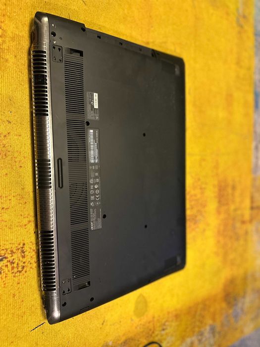 laptop Acer Vn7 - 791 , 17.3 led, 2 gb video, , 8 gb ram