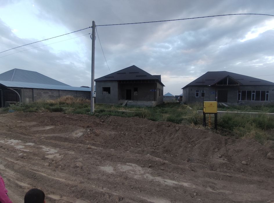 уй бітпеген,күйдірылген кірпішпен