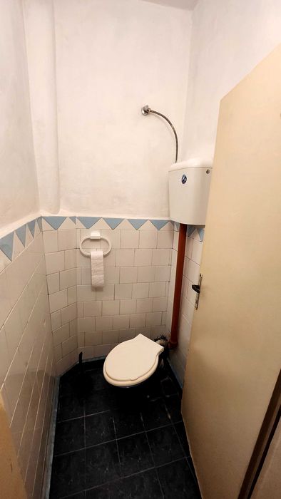 Продава се Къща в Карнобат - 140 кв.м за 656 €/кв.м - Снимка #11