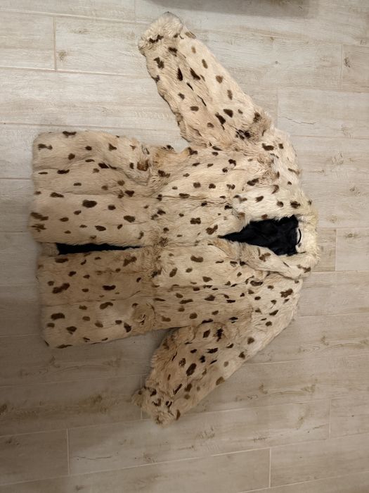 Уникално женско палто