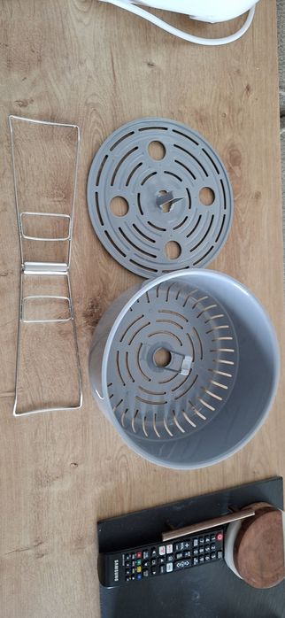 Multicooker Bosch MUC11W12, 940 W, 5 L, 48 programe, Timer, Alb/Negru