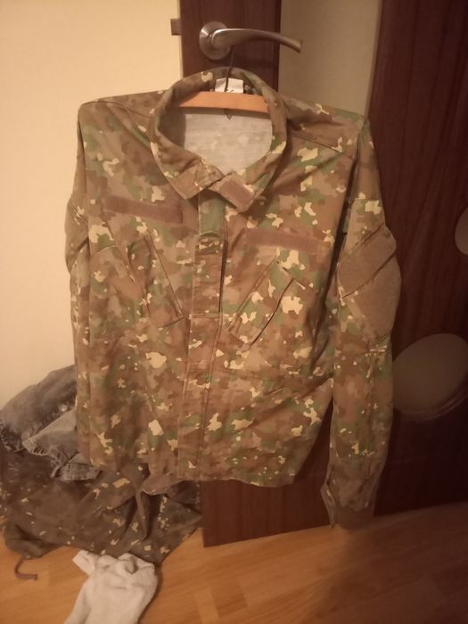 Ținută militara combat 2 perechi pantaloni+veston