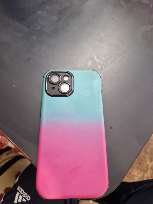 iphone 15 86% baterie