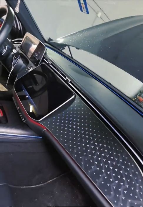 Ambientale Mercedes W214