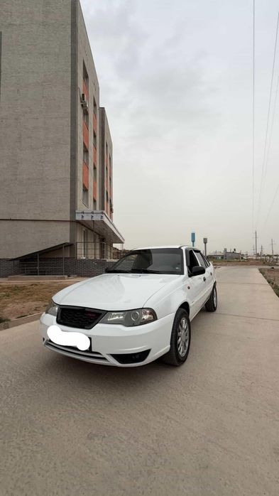 Машина Daewoo nexia2