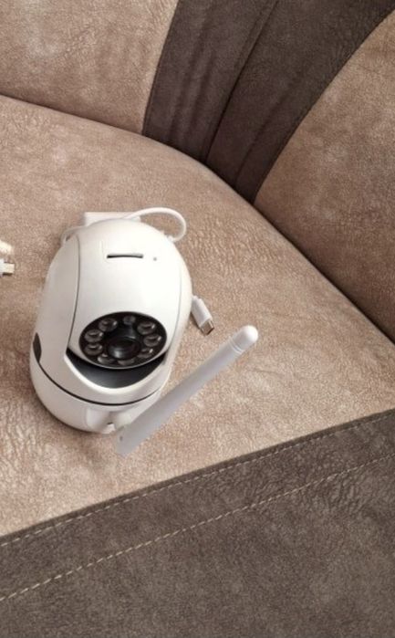 IP камера WiFi за видеонаблюдение и управление от телефон