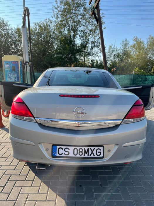 Opel Astra H Cabriolet