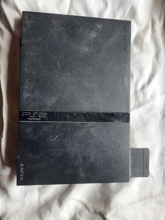 Nintendo и PS2 без аксесоари.