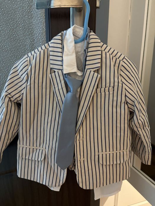 Costum baieti marimea 98(2-3 ani)