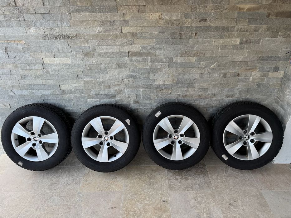 Jante aliaj 16” Skoda,anvelope iarna 215 60 16 Dunlop