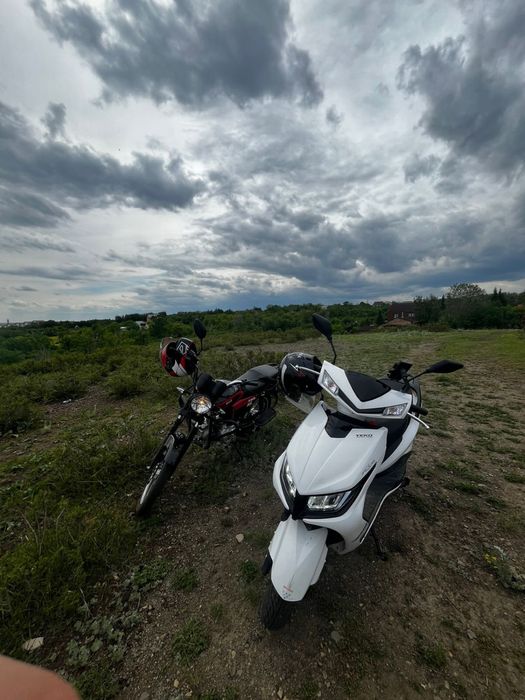 Продам скутер м8