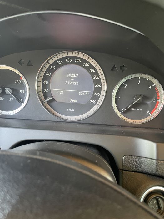 MERCEDES-BENZ C-Class 2010 — imagine 5