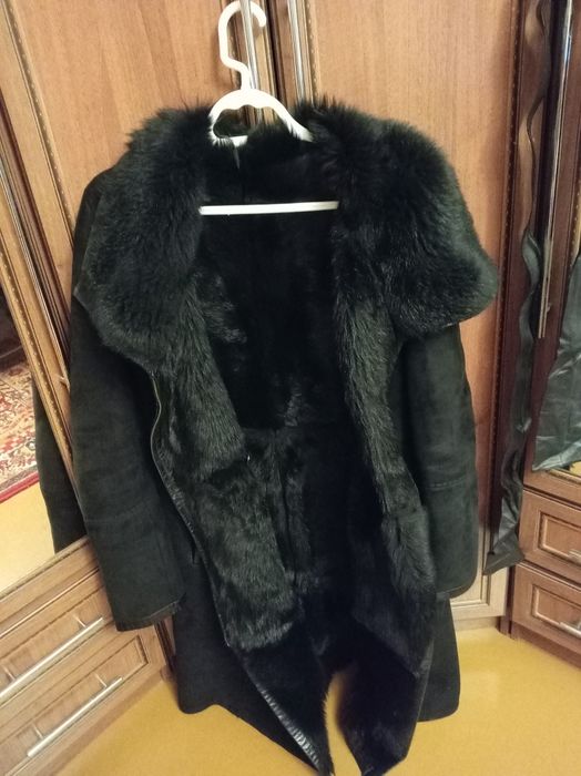 Продам зимнюю дубленку