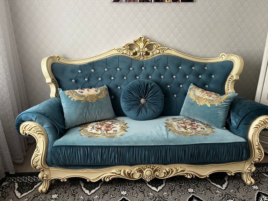 Диван в отличном состоянии